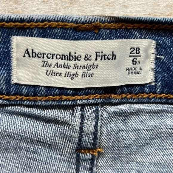 Abercrombie & Fitch Ankle Straight Ultra High Rise Jeans Size 28/6‎ Stretch - Picture 9 of 13